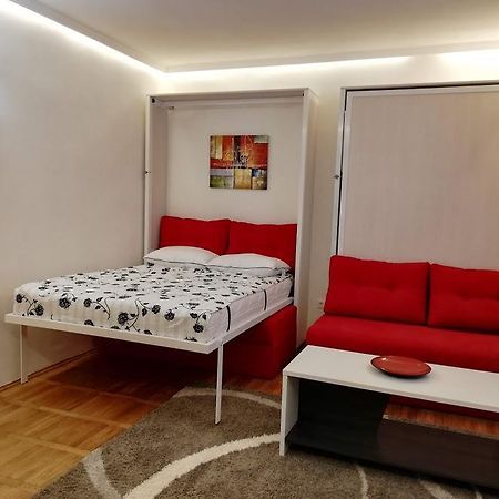 Lola 1 Lägenhet Belgrad Exteriör bild